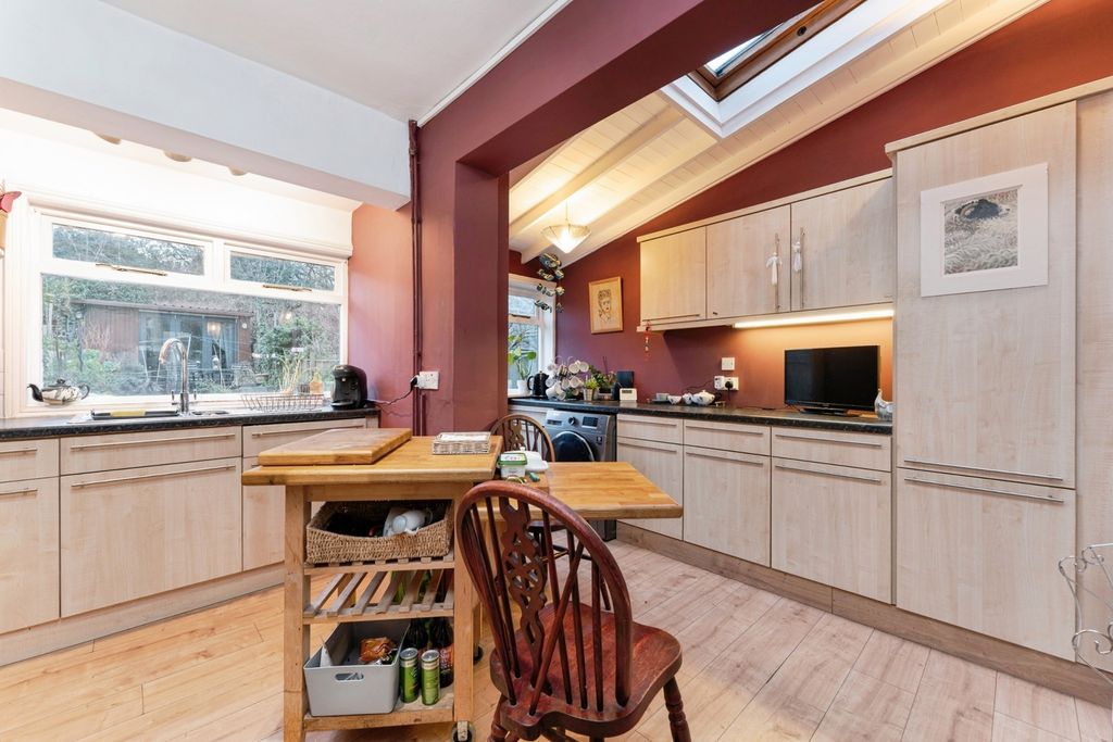 Property photo 2 of 19 Pbox-Img.Jpg