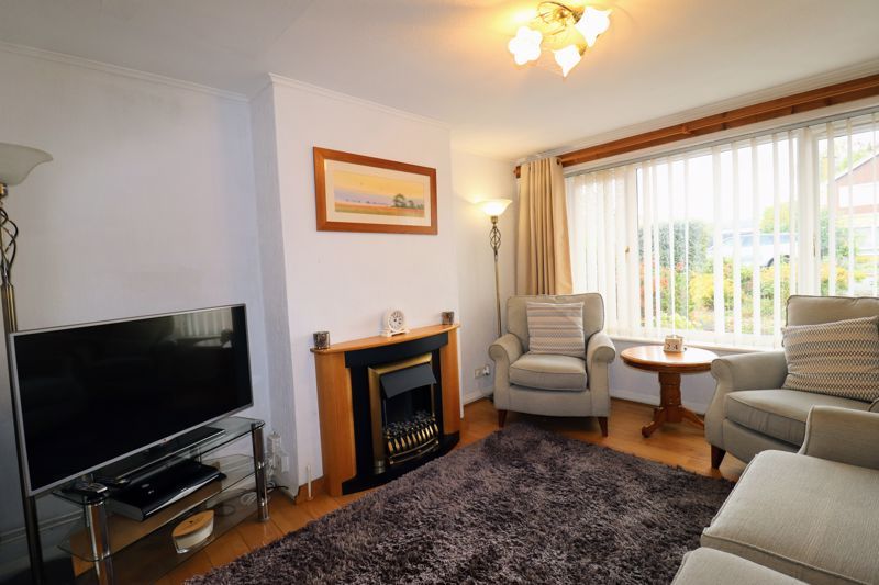 Property photo 2 of 18 Lounge
