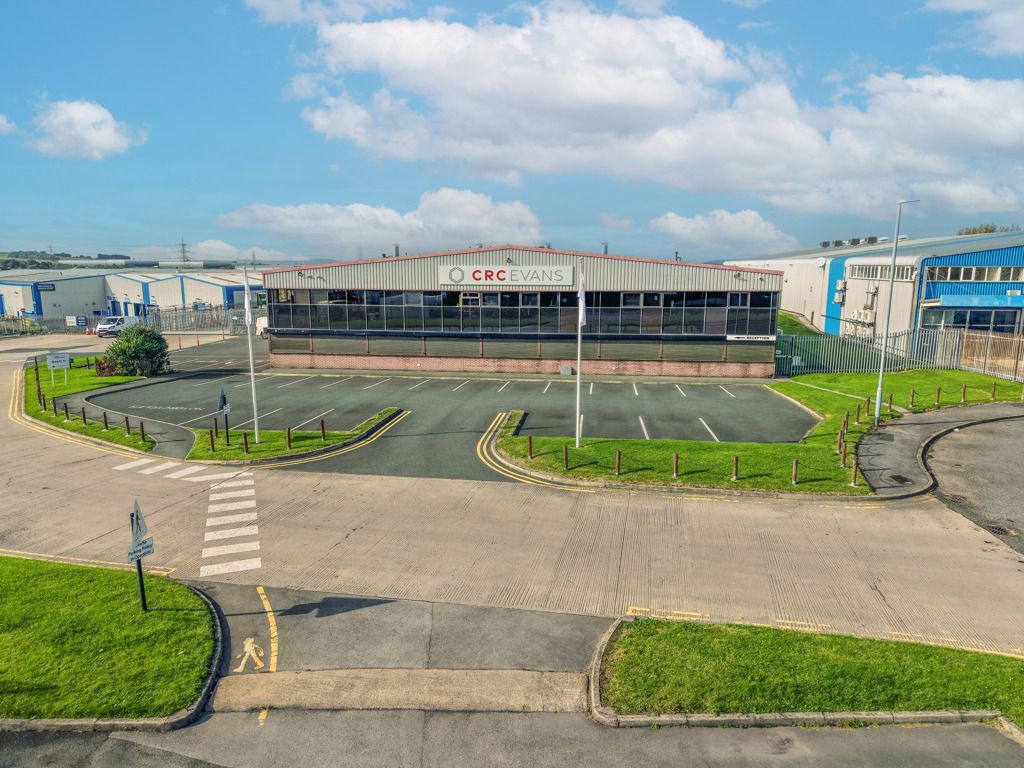 Property photo 1 of 8 Photo 3