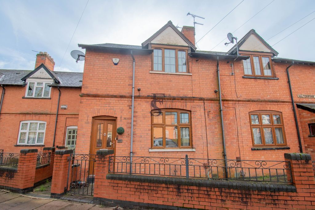 Property photo 1 of 12