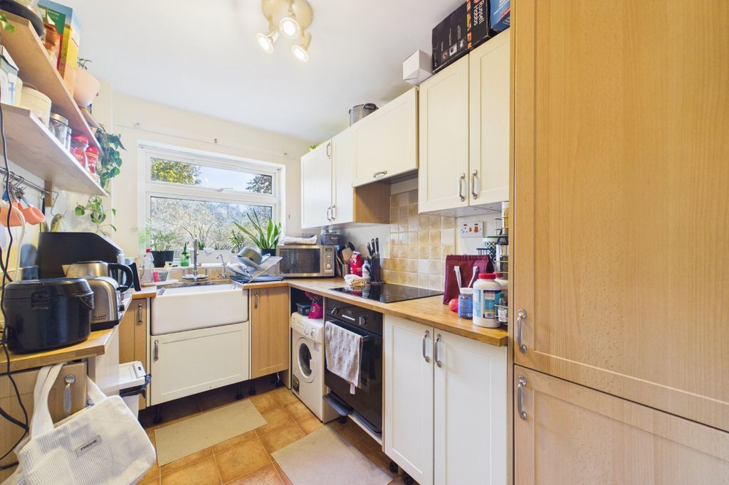 Property photo 2 of 6 Picture No. 05