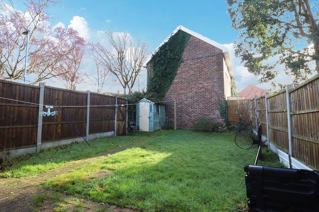 Property photo 3 of 17 Picture No. 20