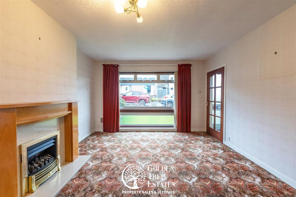 Property photo 2 of 38 Living Room