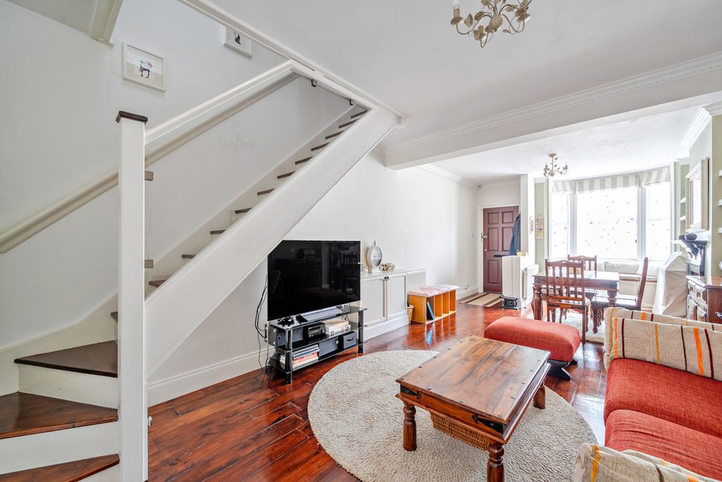 Property photo 3 of 20 1332853-16-68Ae0A...