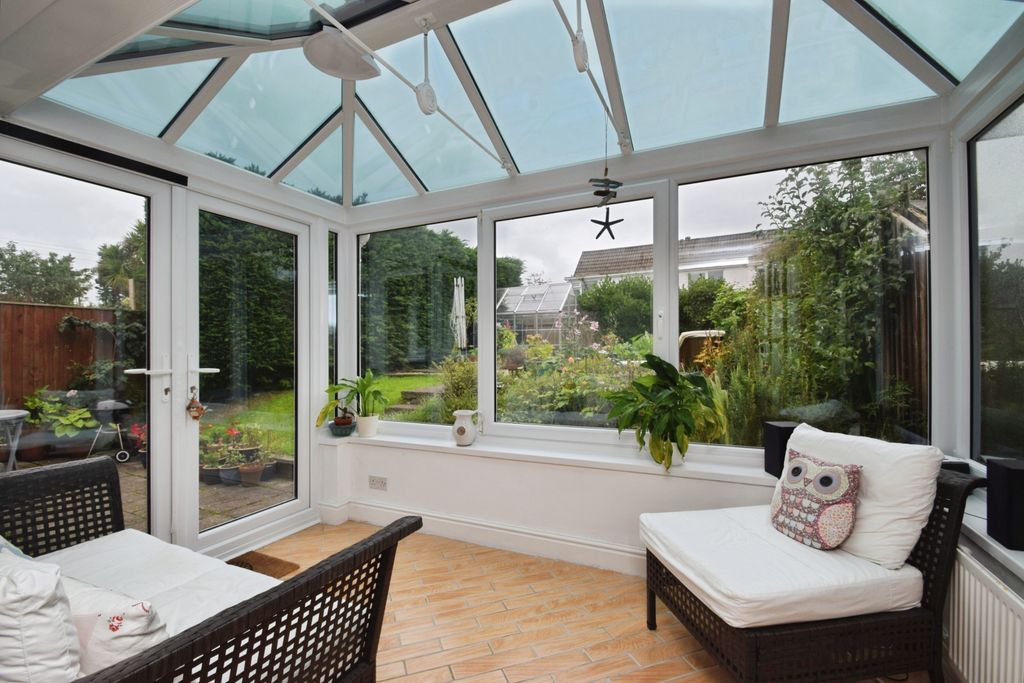Property photo 3 of 39