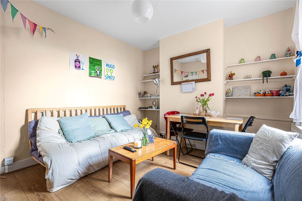 Property photo 2 of 10 Picture No. 06