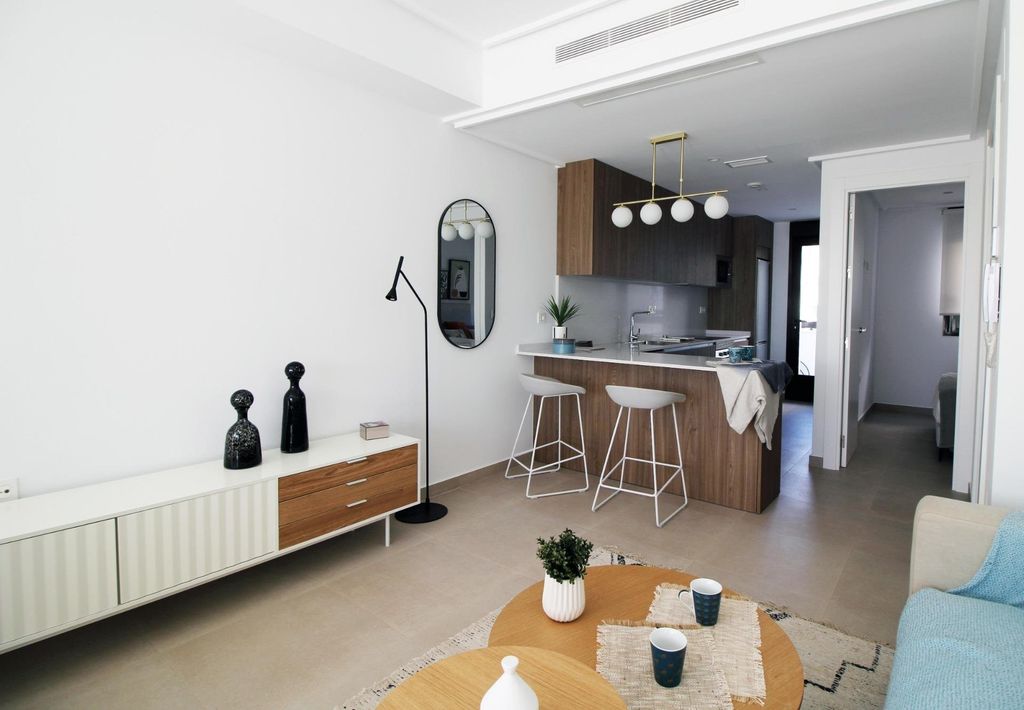 Property photo 3 of 50