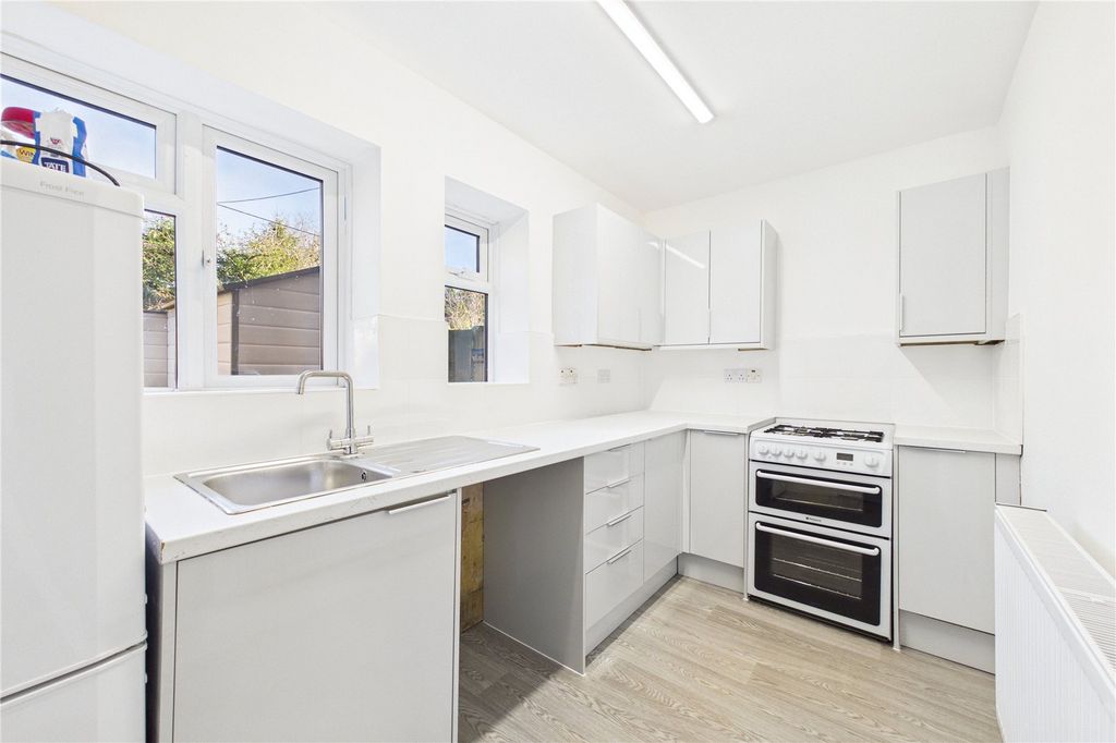 Property photo 3 of 14 Picture No. 19