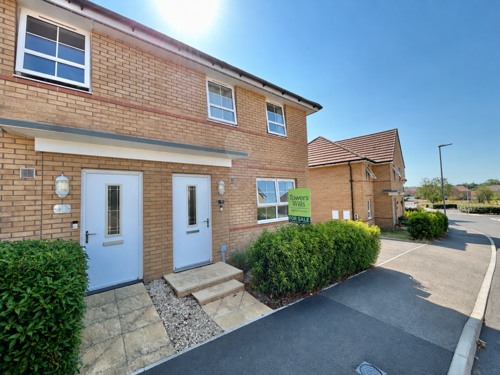 3 bed semi-detached house for saleBurrow Hill View, Martock, Somerset TA12