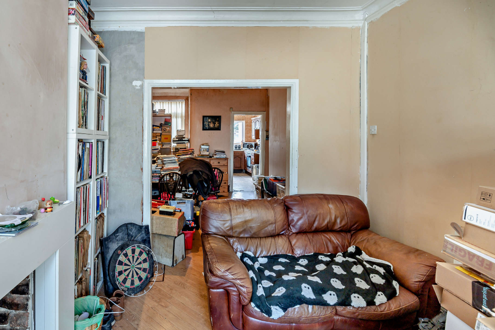 Property photo 2 of 8