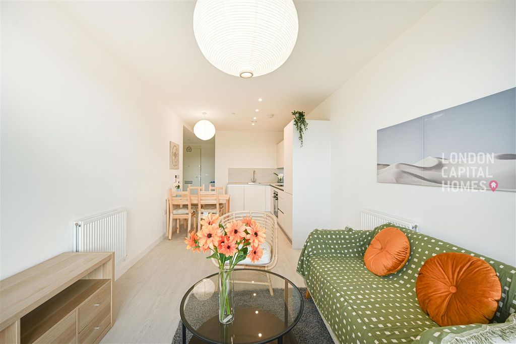 Property photo 1 of 15 17-25.Jpg