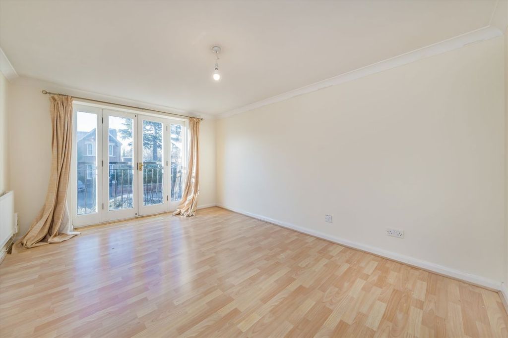 Property photo 2 of 5