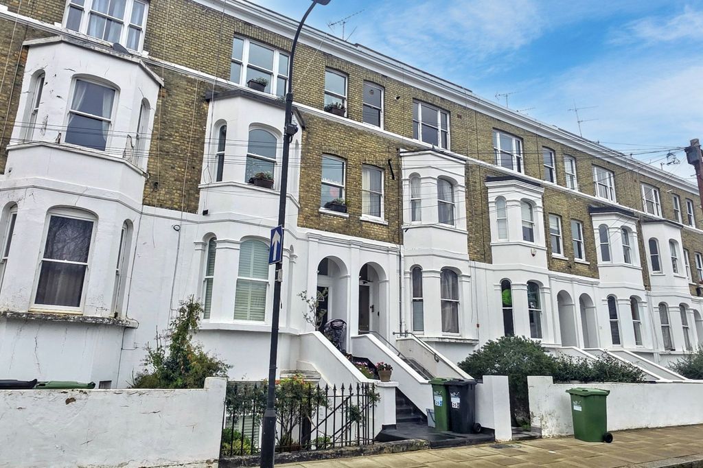 Property photo 2 of 9 26D Westcroft Square, Stamford Brook, London W6 0Td