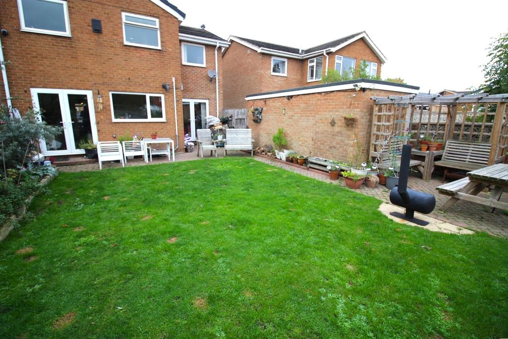 Property photo 3 of 16 Rear Garden