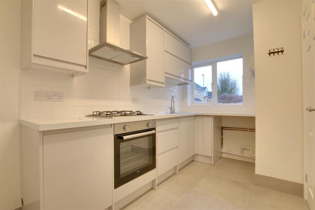 Property photo 3 of 7 Img_5935-Img_5937.Jpg