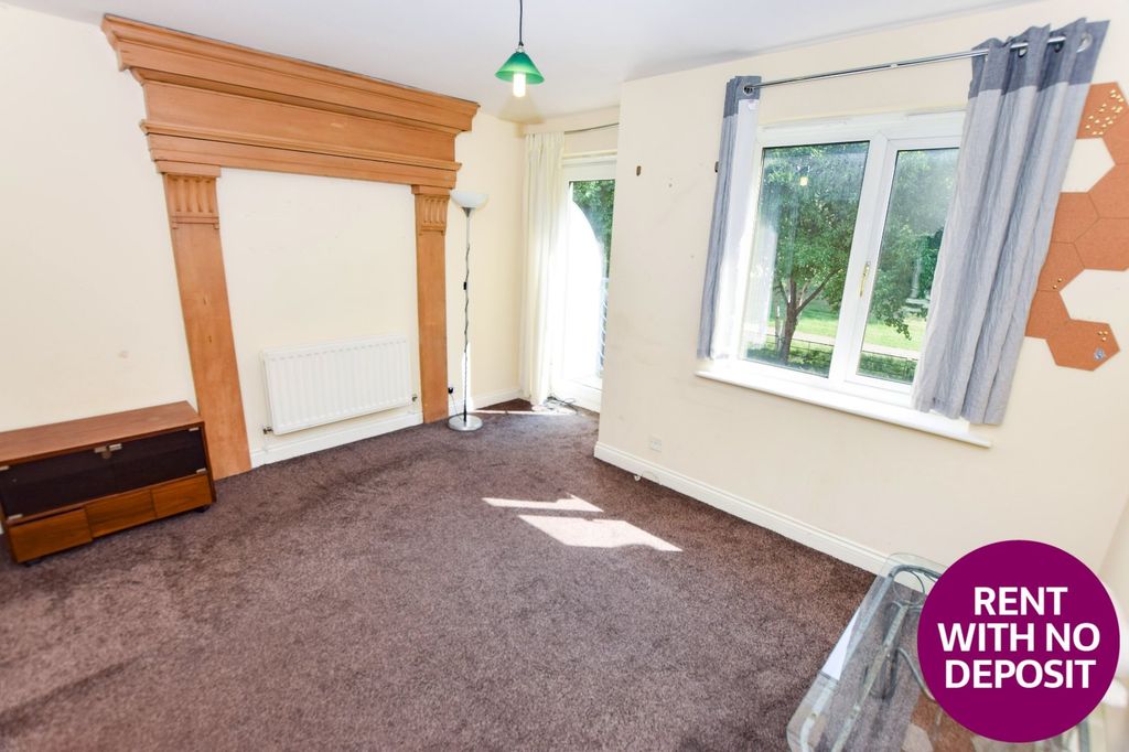 Property photo 2 of 32 Picture No. 35