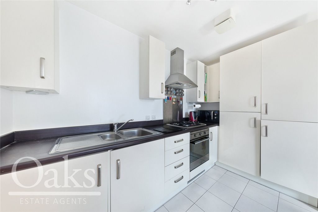 Property photo 3 of 8 Picture No. 05