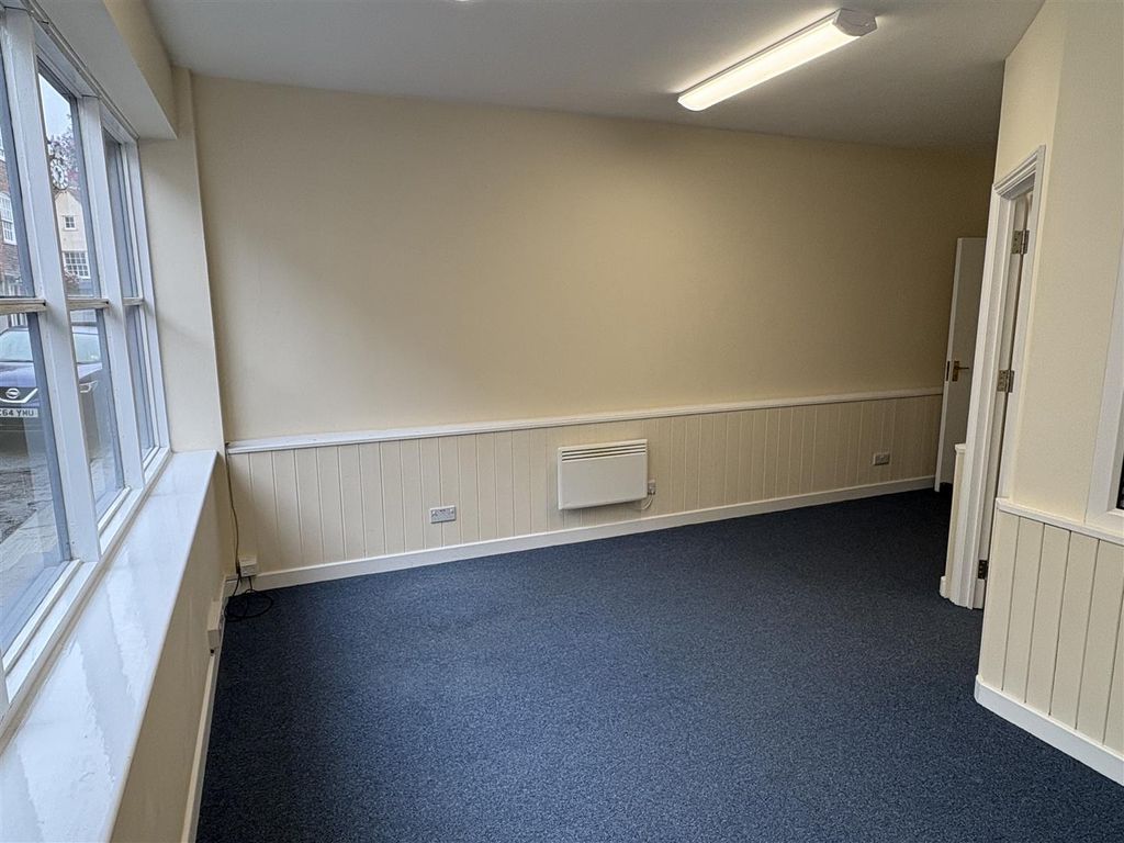 Property photo 3 of 10 Img_8087.Jpg