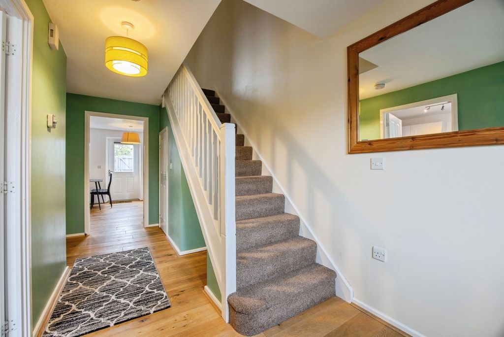 Property photo 2 of 20 Pbox-Img.Jpg
