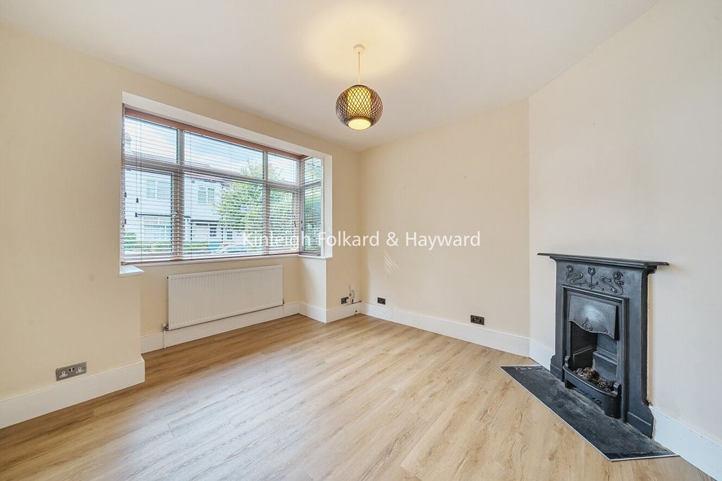 Property photo 3 of 15 Picture No. 11