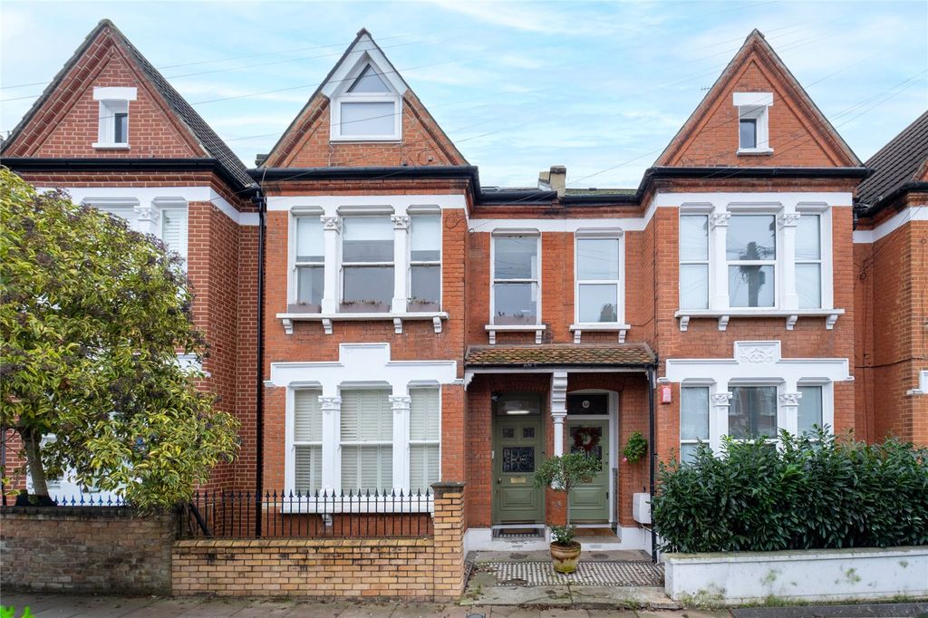 Property photo 3 of 8 Picture No. 13