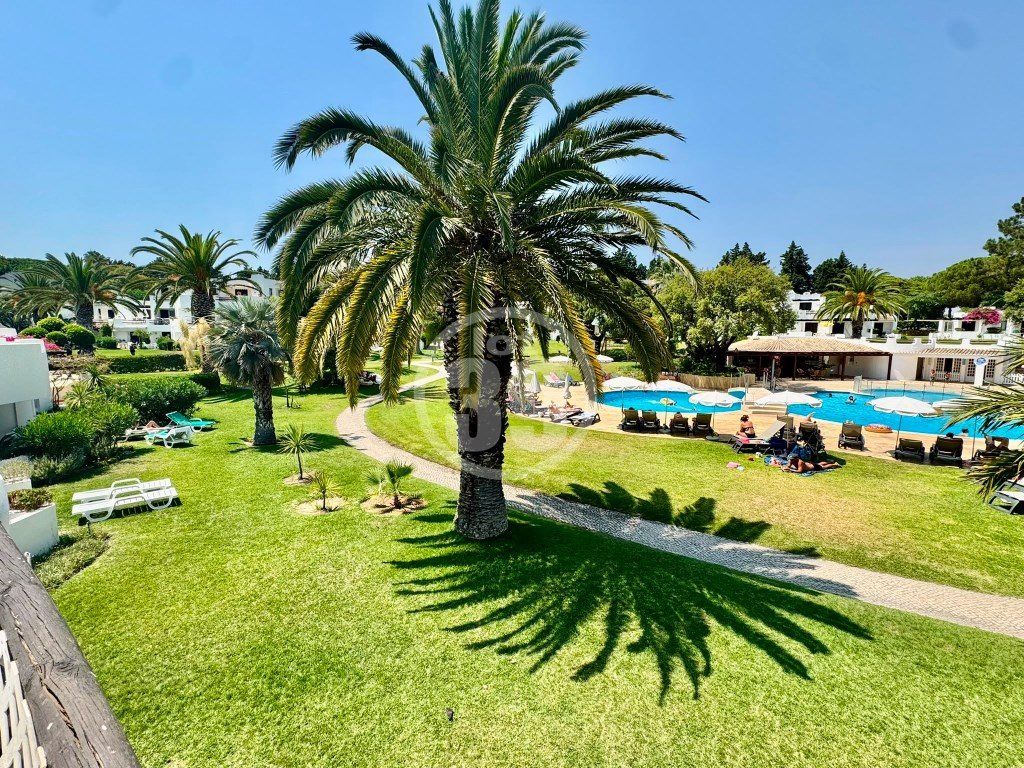 Property photo 1 of 29 T1 With Three Terraces And Pool View - Active Al License