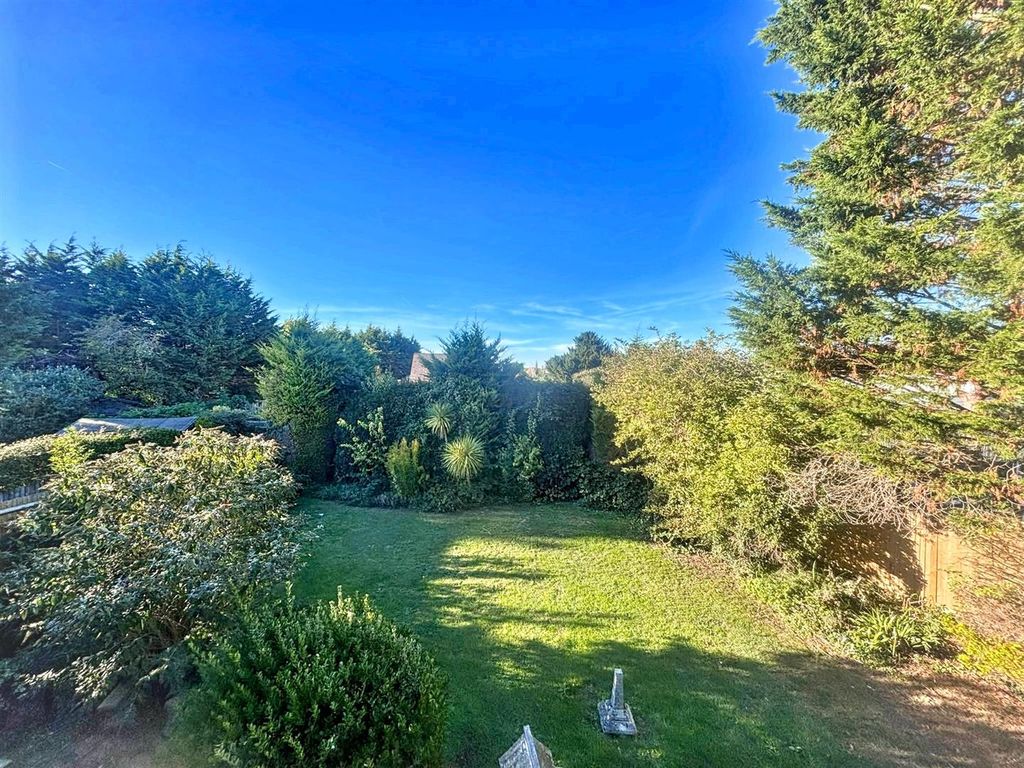 Property photo 2 of 30 Photo-2026-10-06-09-12-00 (1).Jpg