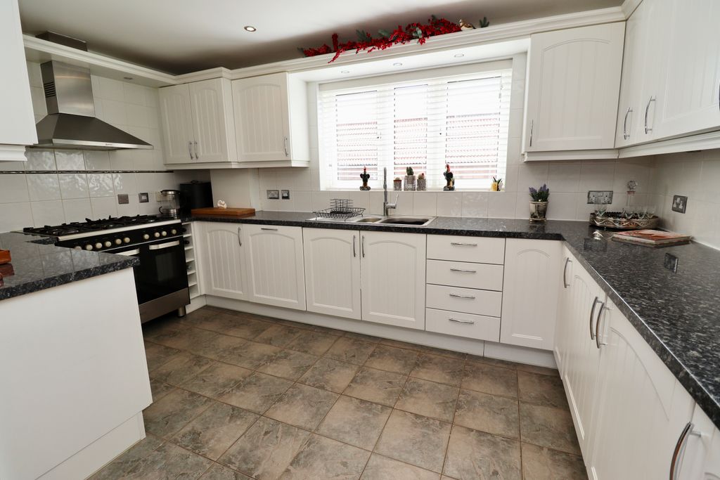 Property photo 2 of 23 Img_4156