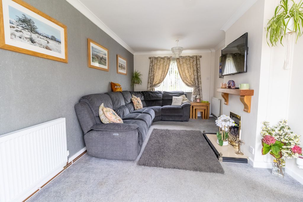 Property photo 3 of 17 Img_0985-Hdr