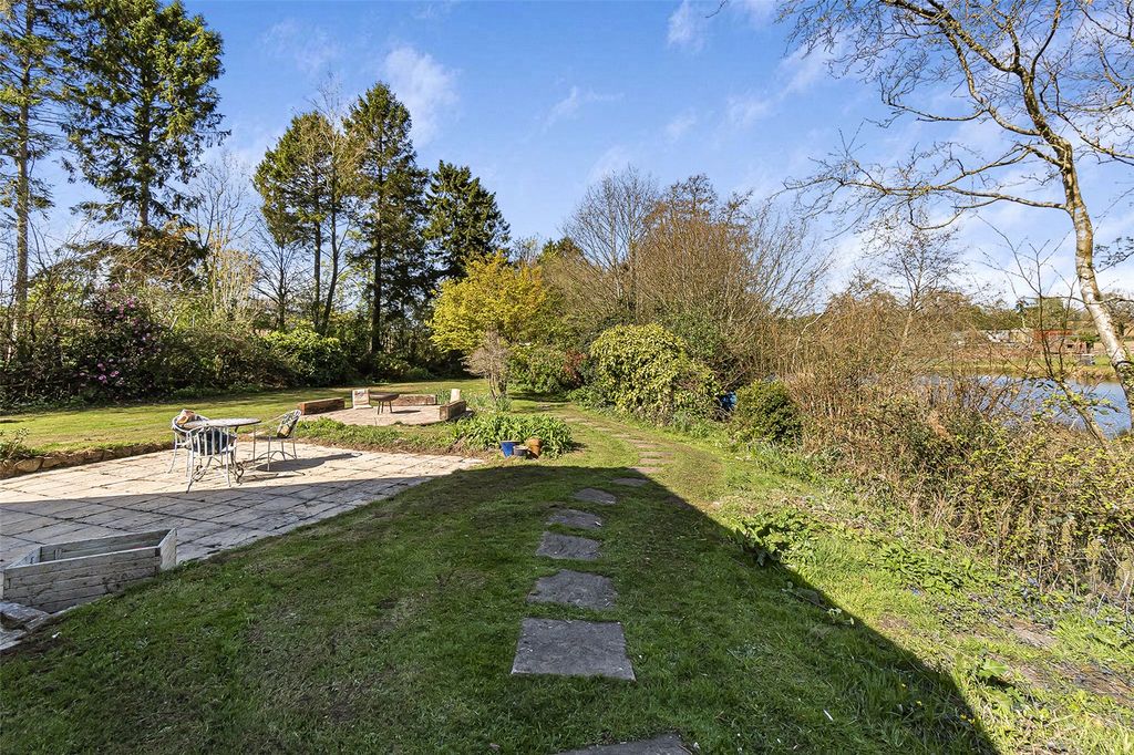 Property photo 3 of 38 Picture No. 27