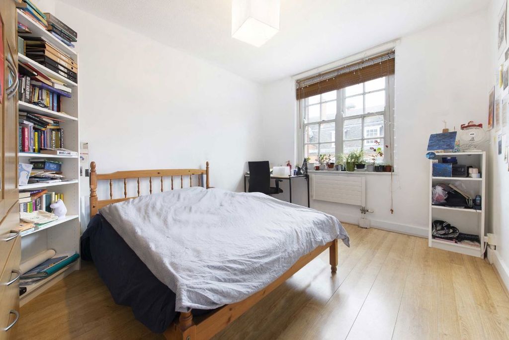 Property photo 2 of 5
