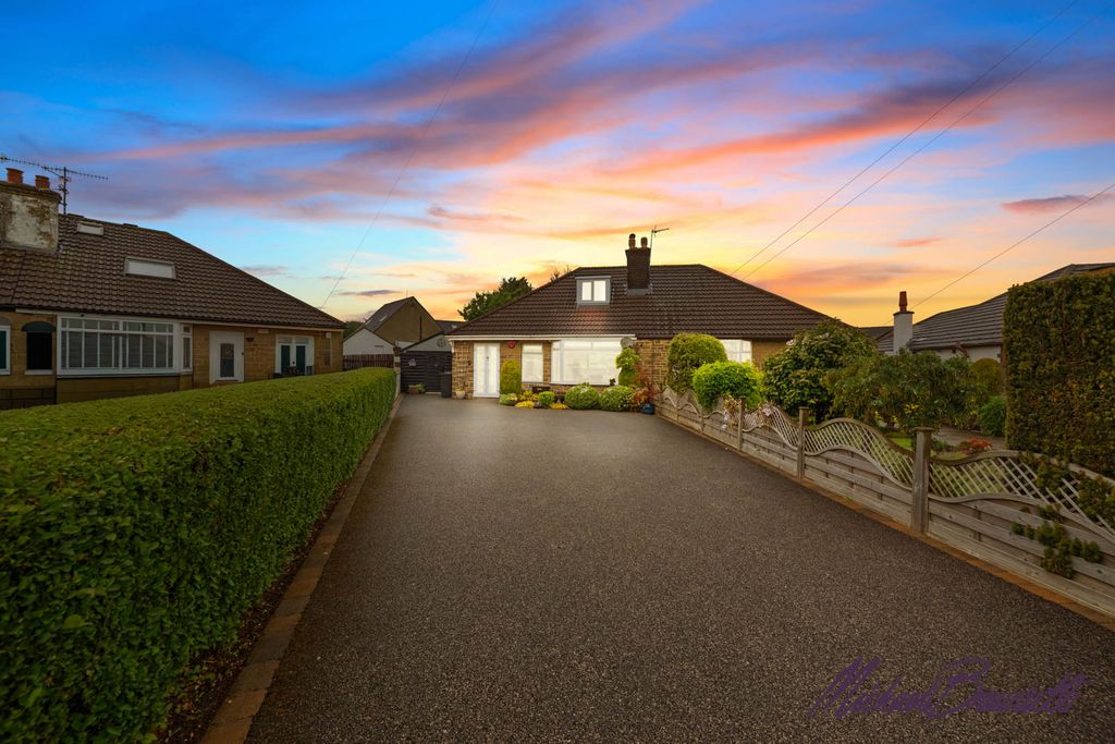 Property photo 1 of 45