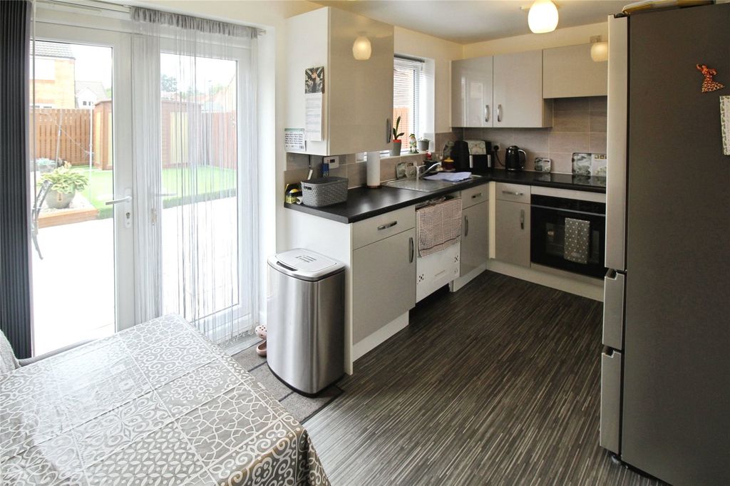 Property photo 3 of 15 Kitchen/Diner