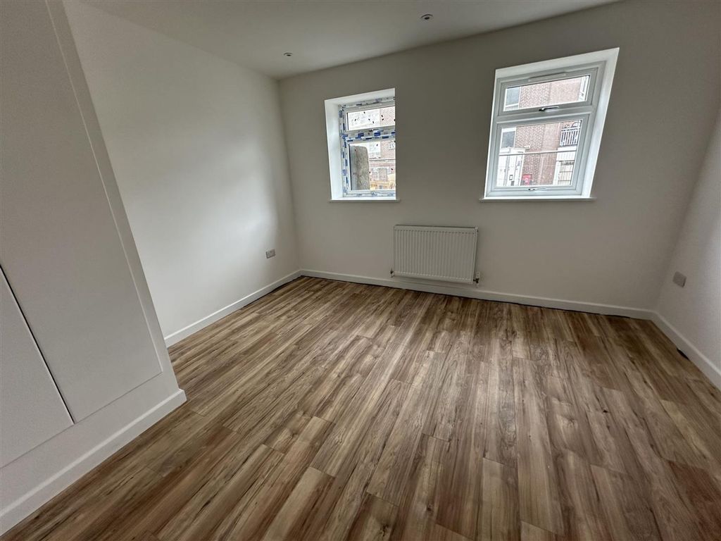 Property photo 2 of 5 Img_2372.Jpg