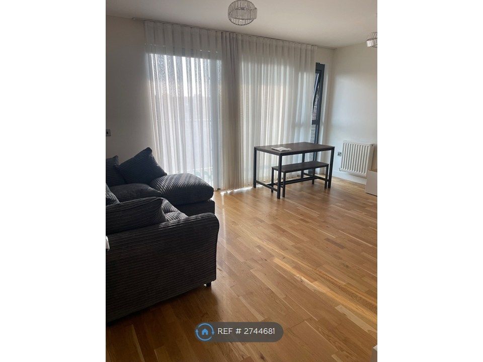 Property photo 2 of 7