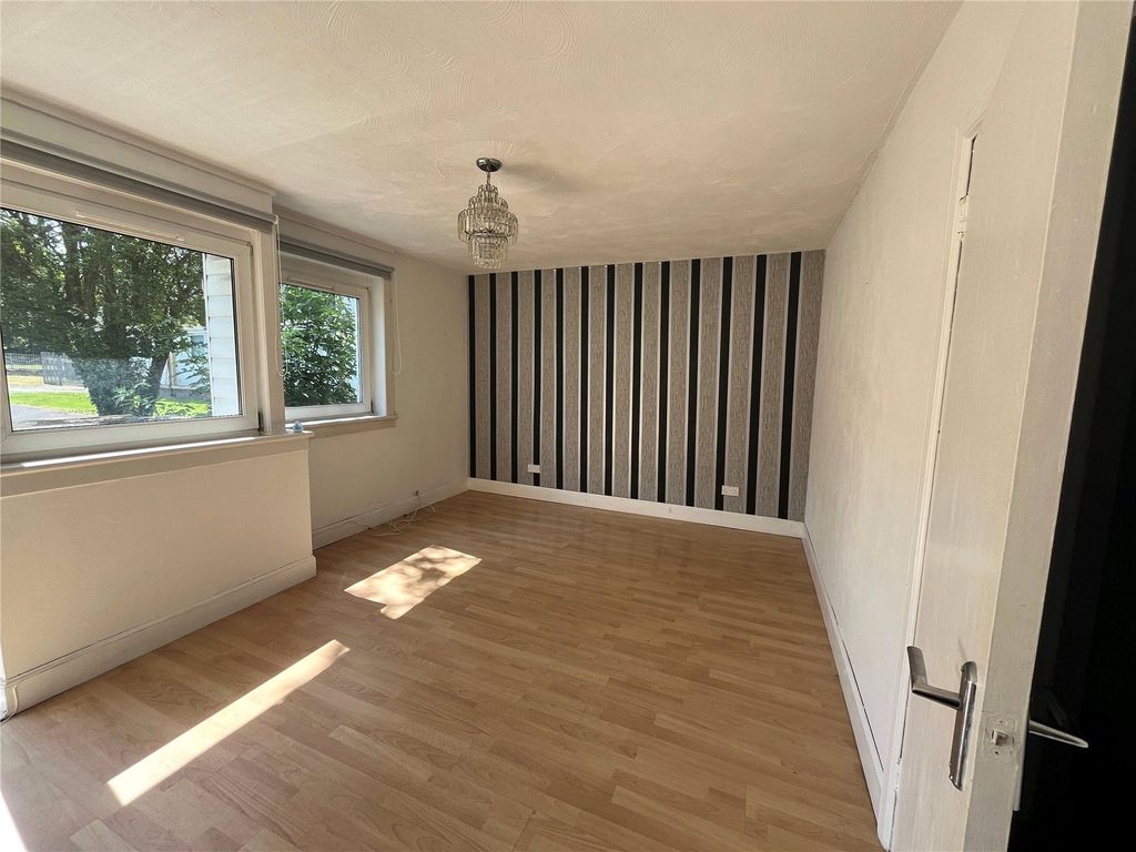Property photo 3 of 18 Picture No. 27