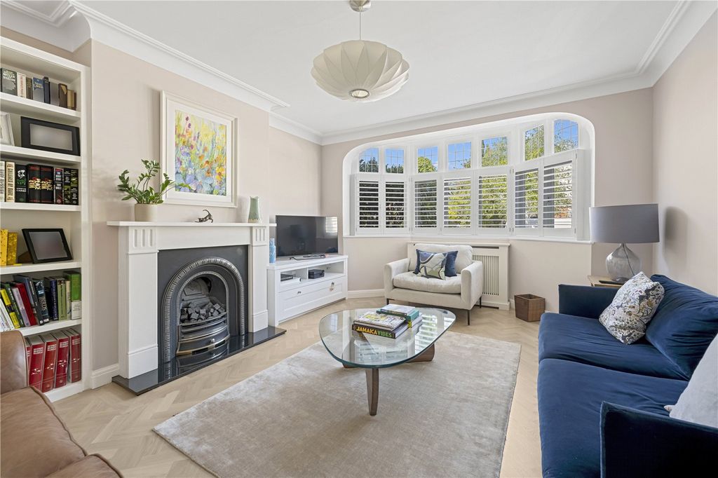 Property photo 2 of 14 Reception