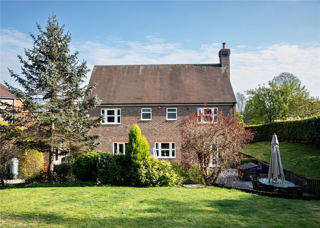 Property photo 3 of 33 Picture No. 32