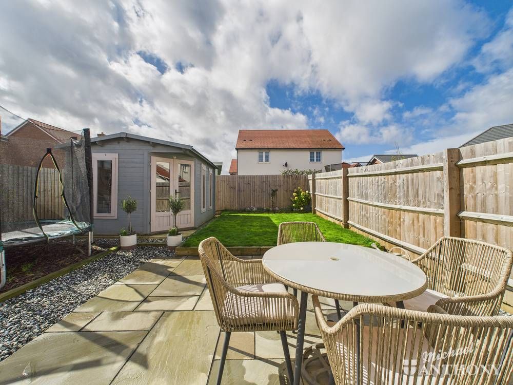Property photo 3 of 15 Cam02773G0-Pr0358-Still017-Thumbnail-H750-70