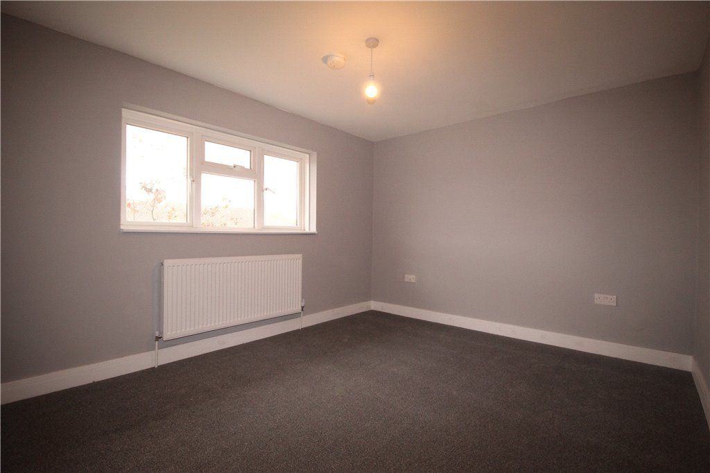 Property photo 3 of 5 Bedroom