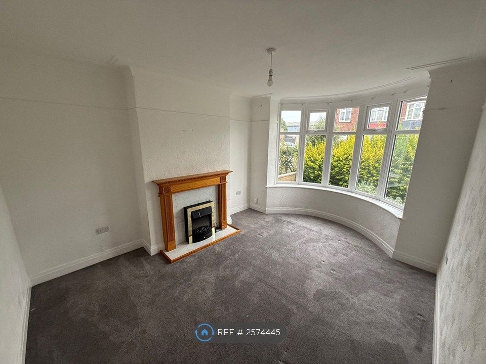 Property photo 3 of 8 Front Lounge