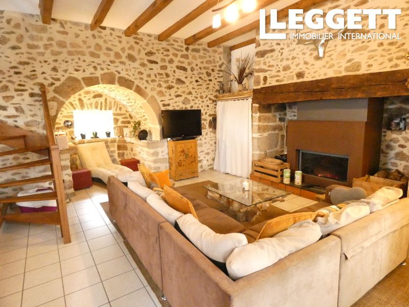 Property photo 3 of 10