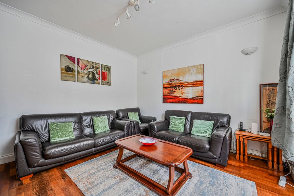 Property photo 1 of 21