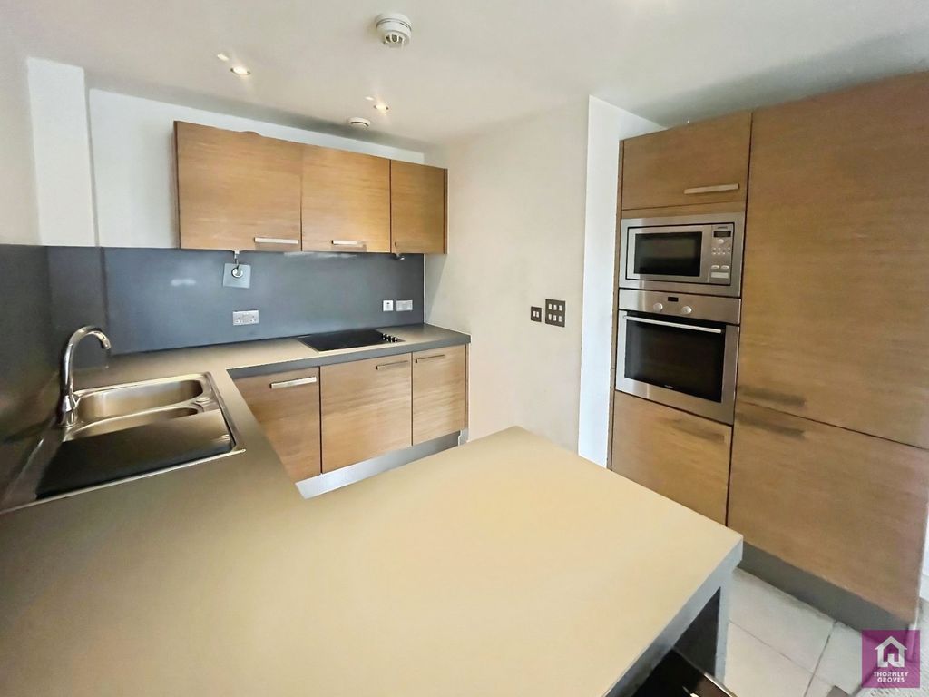 Property photo 3 of 11 Picture No. 15