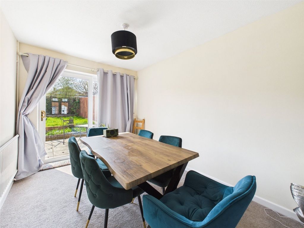 Property photo 3 of 13 Picture No. 21