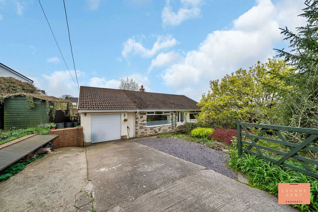 Property photo 1 of 37