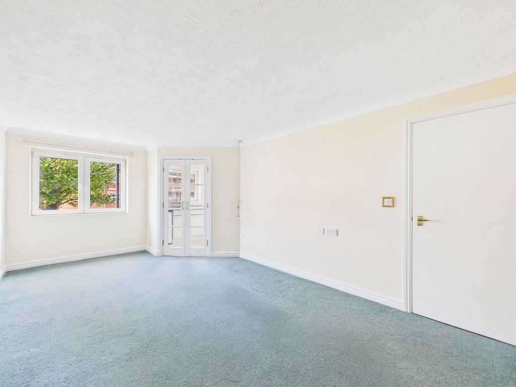 Property photo 3 of 19