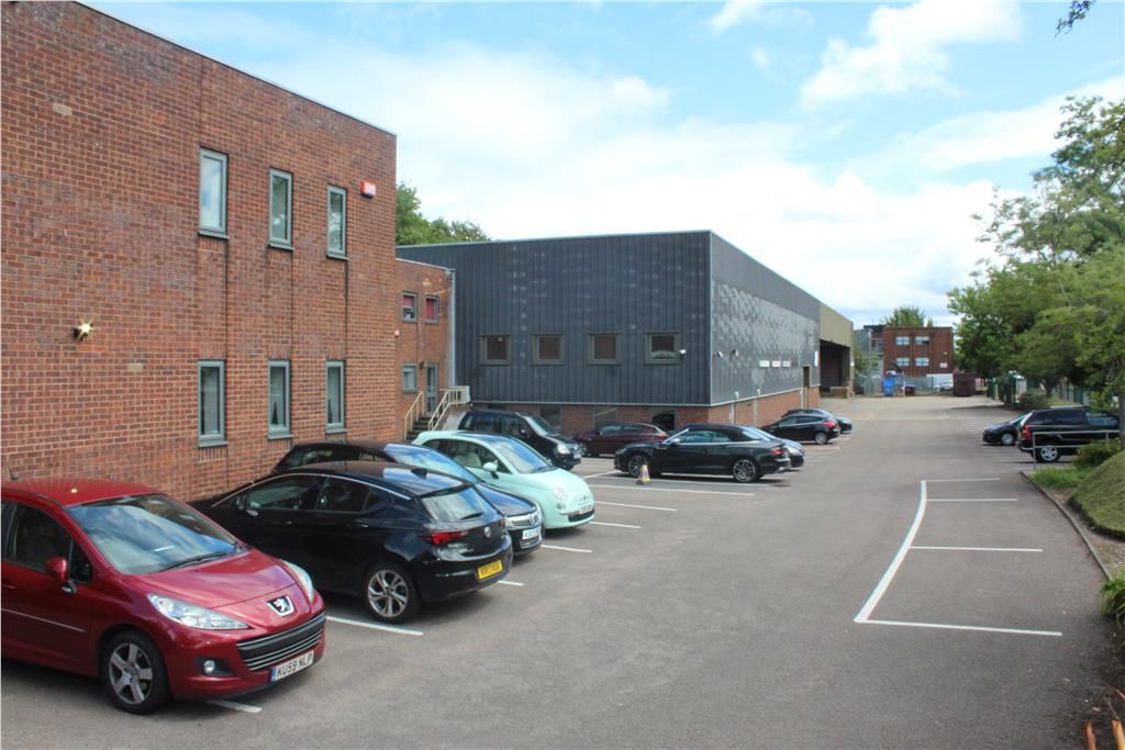 Property photo 2 of 8 Photo