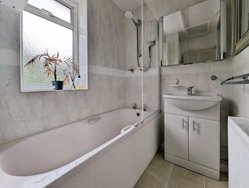 Property photo 3 of 18 Photo 1