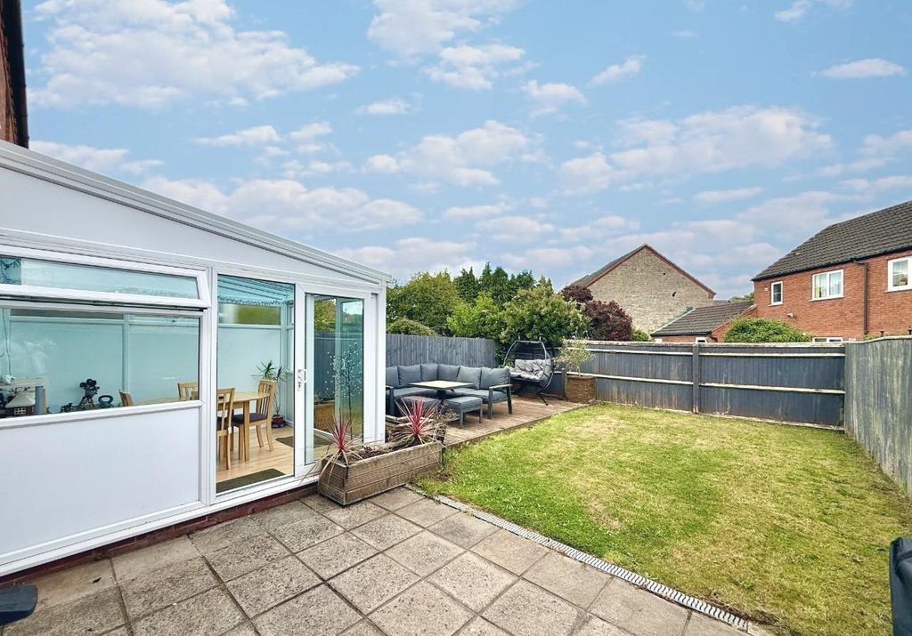 Property photo 2 of 15